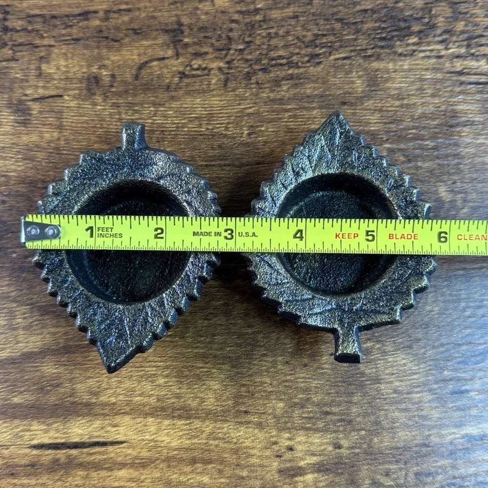 Brass Leaf-Shaped Metal Candle Holders Set